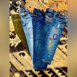 EUC Girls Jeans